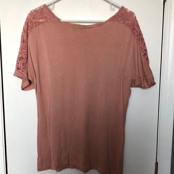 Pink lace tee size XL - Picture 1 of 3